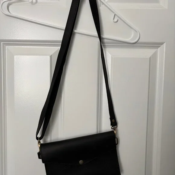 Portland Leather Goods Envelope Convertible Crossbody - NEW! - Picture 3 of 4